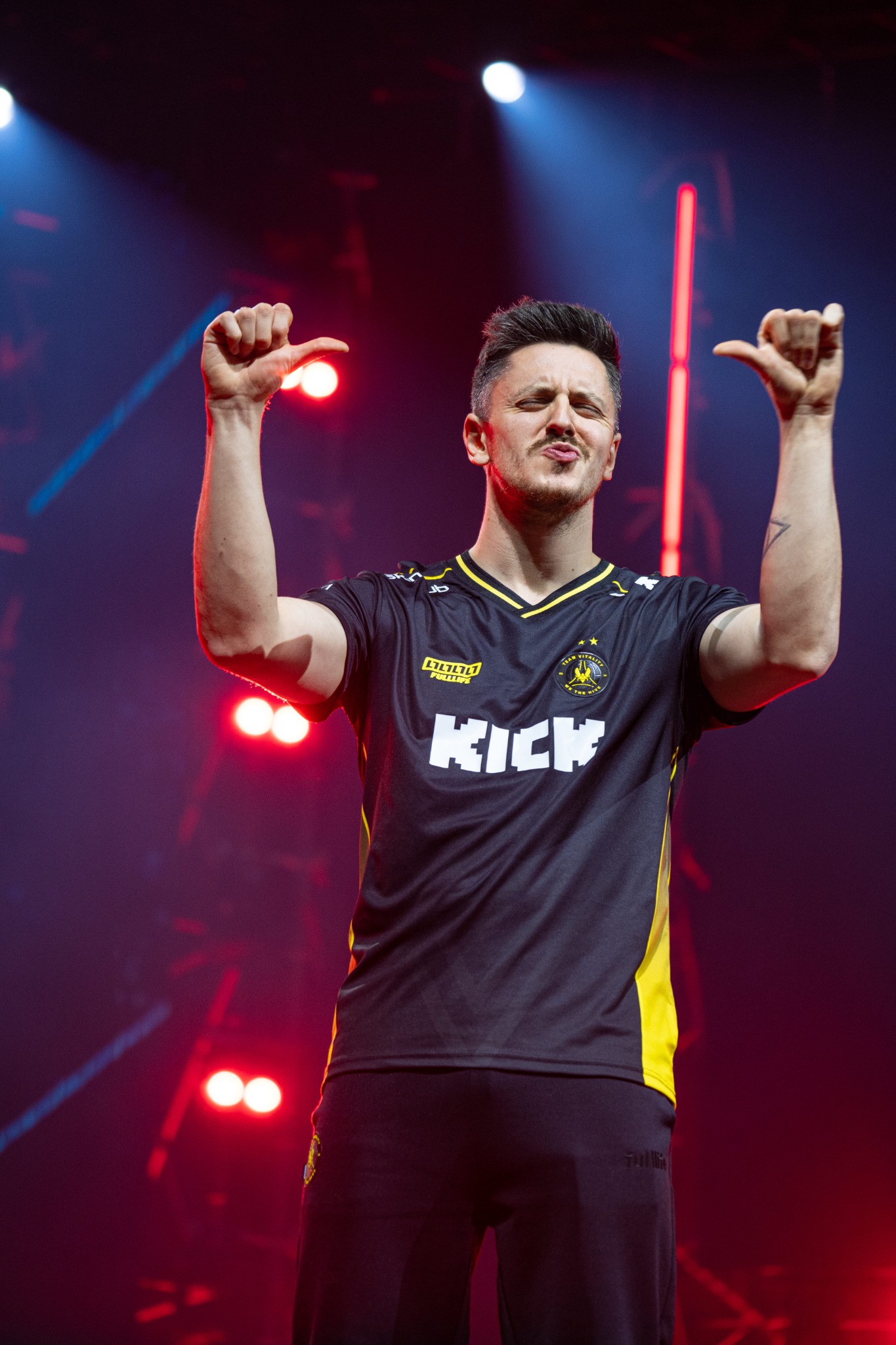 Player reacting on stage